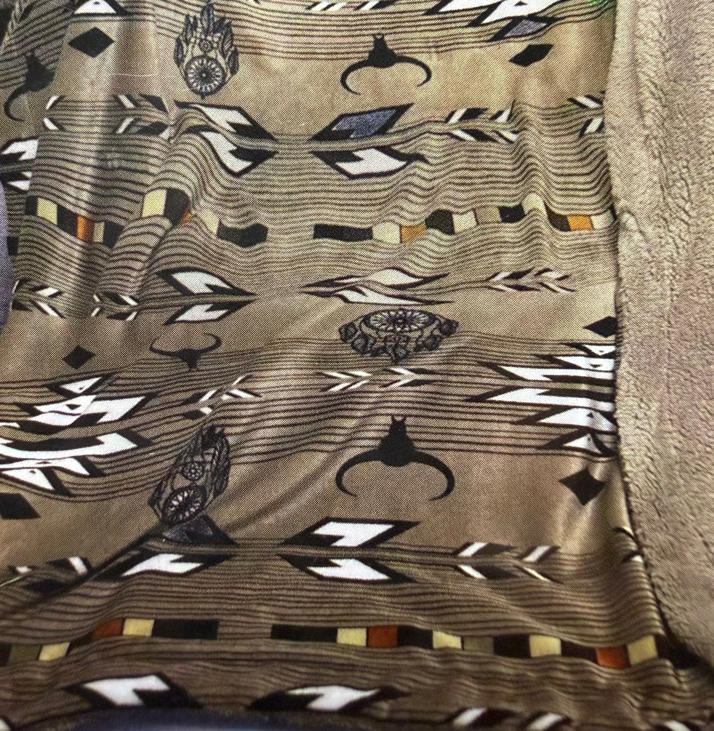 Southwest Steers Blanket – Twin (60 x 80)