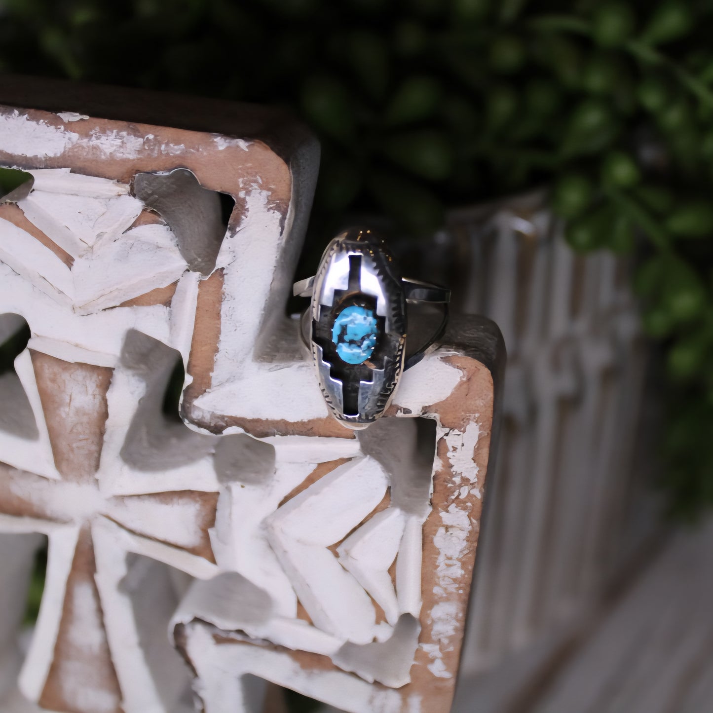 Navajo Kingman Turquoise Aztec Shadowbox Ring – Felix Perry