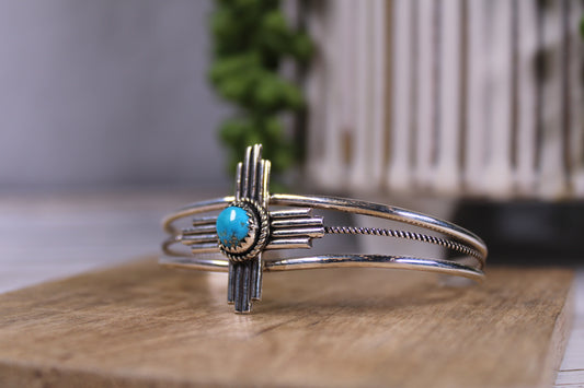 Navajo Handmade Kingman Turquoise Zia Cuff – David Morris
