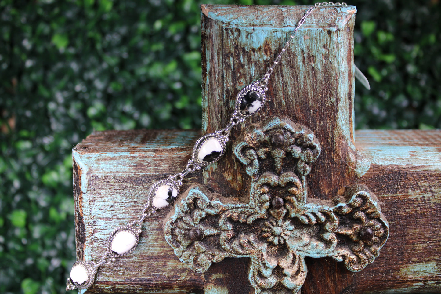 Tonopah White Buffalo Turquoise Sterling Silver Necklace – 16” Chain