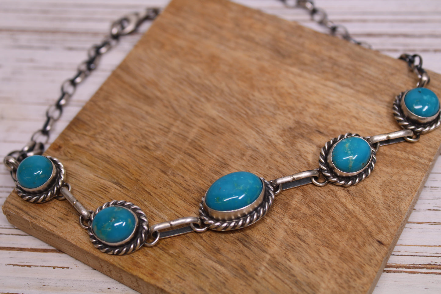 Kingman Turquoise Choker Necklace – Navajo Artist Augustine Largo