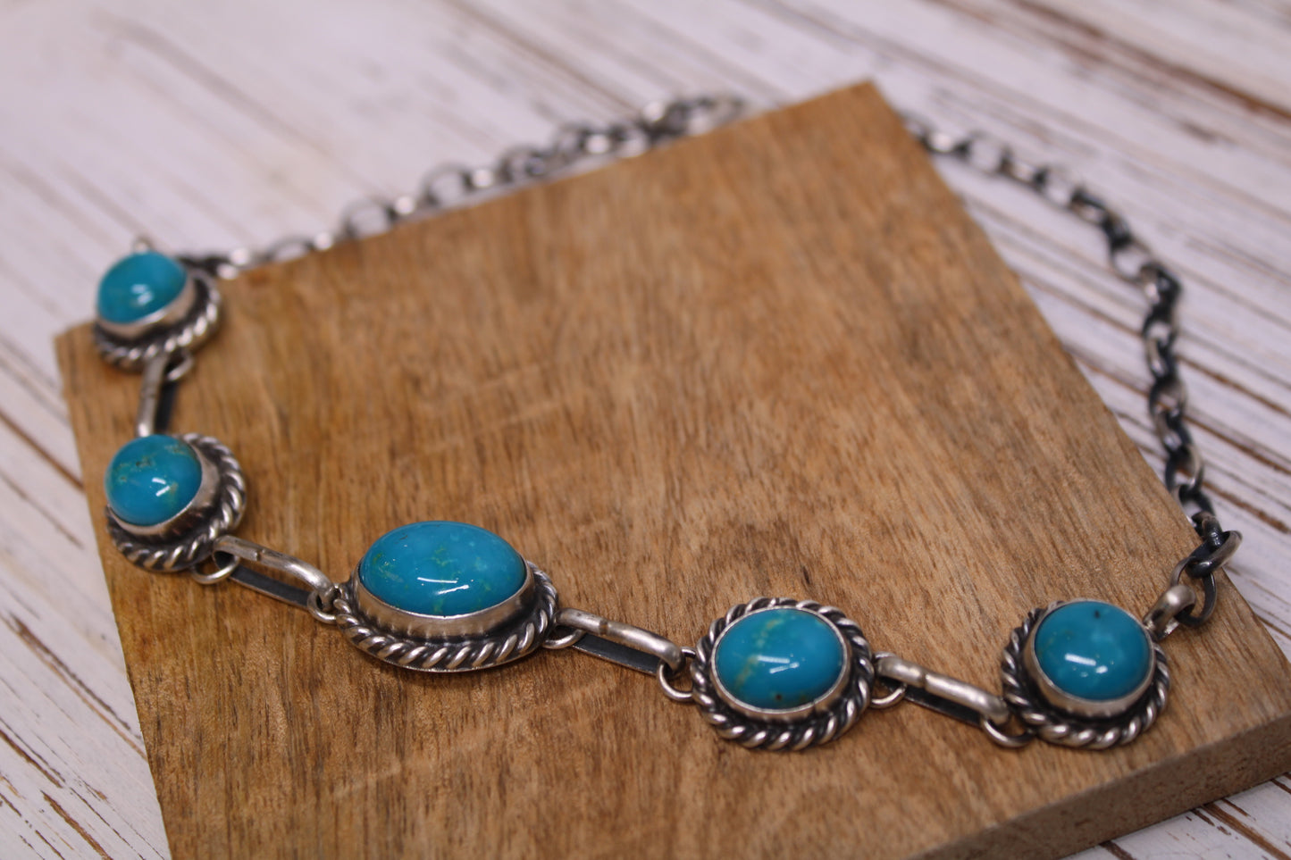 Kingman Turquoise Choker Necklace – Navajo Artist Augustine Largo