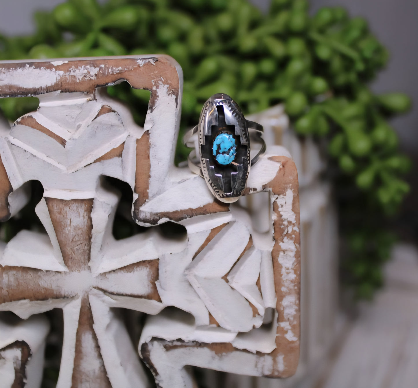 Navajo Kingman Turquoise Aztec Shadowbox Ring – Felix Perry