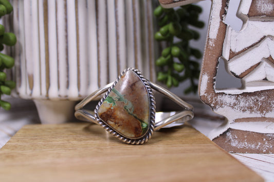 Royston Ribbon Turquoise Sterling Silver Cuff Bracelet
By Navajo Silversmith Donovan Skeet