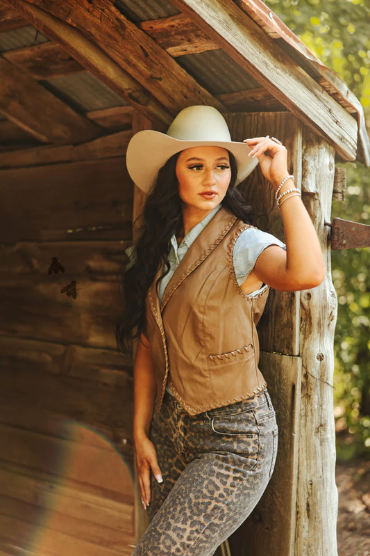 Whiskey Creek Vest - Latte