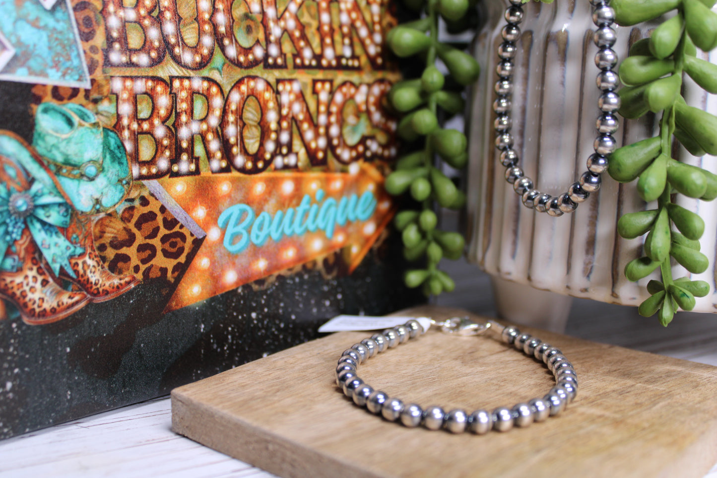 Navajo Hand-Strung  Navajo Pearl Bracelet / Size 7, 5mm with Clasp Closure / .925 Sterling Silver