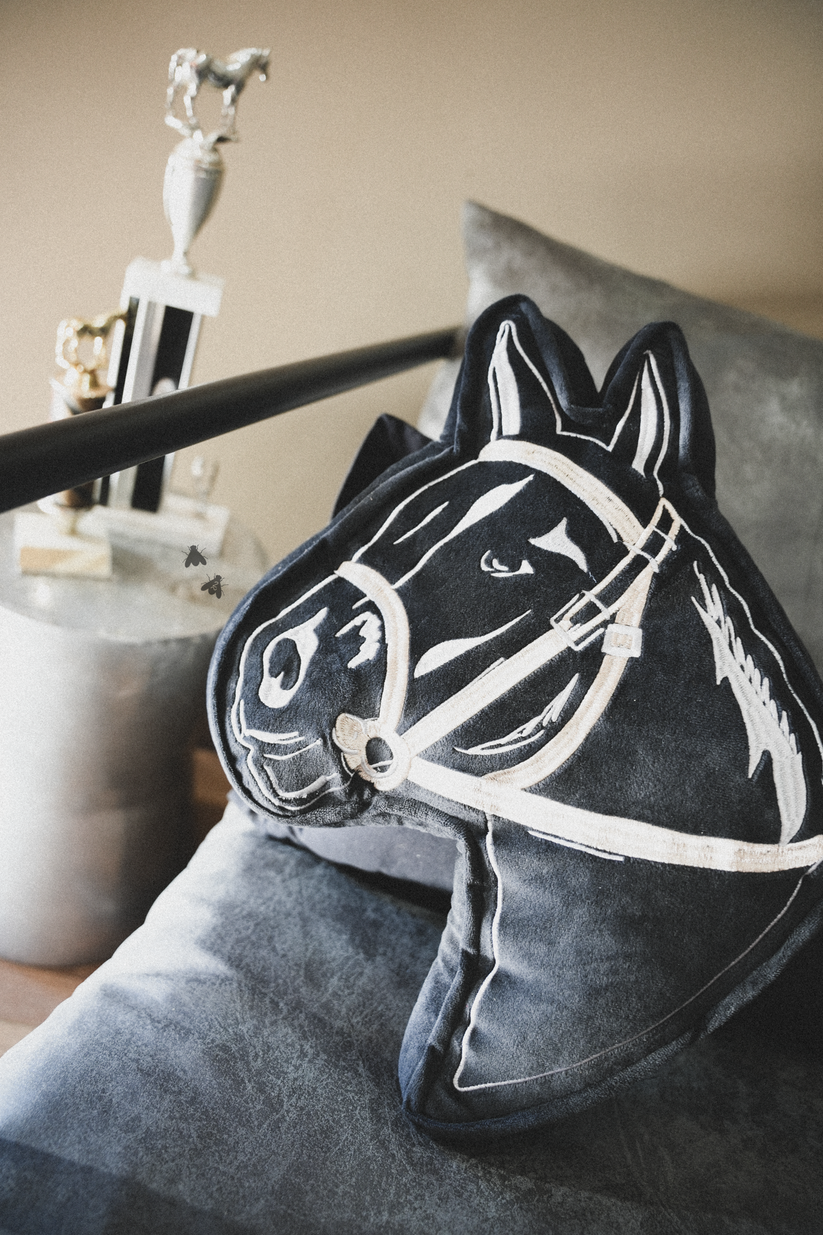 Show Pony Pillow – Midnight