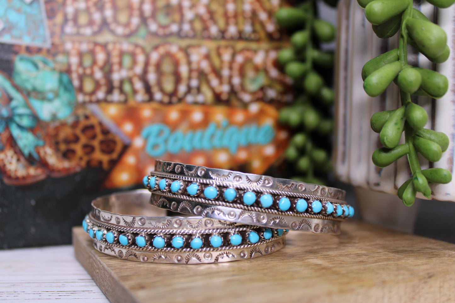 Zuni Handmade Kingman Turquoise Cuff / Size 7 / .925 Sterling Silver / Artists Jason & Pearl Ukestine