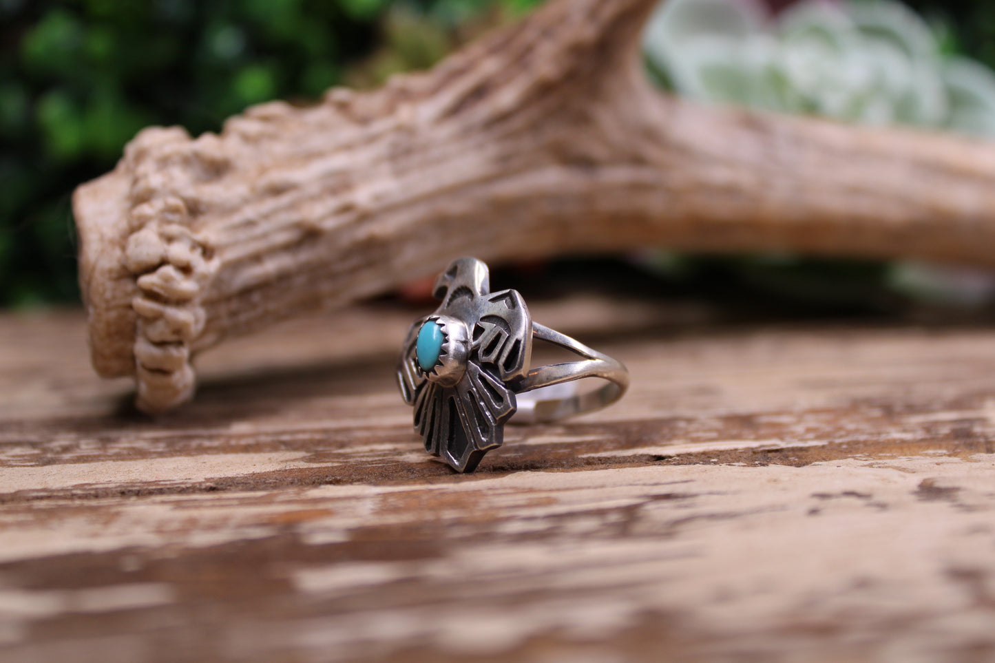 Robert Martinez Navajo Handmade Sterling Silver Kingman Turquoise Thunderbird Ring – Size 8.5