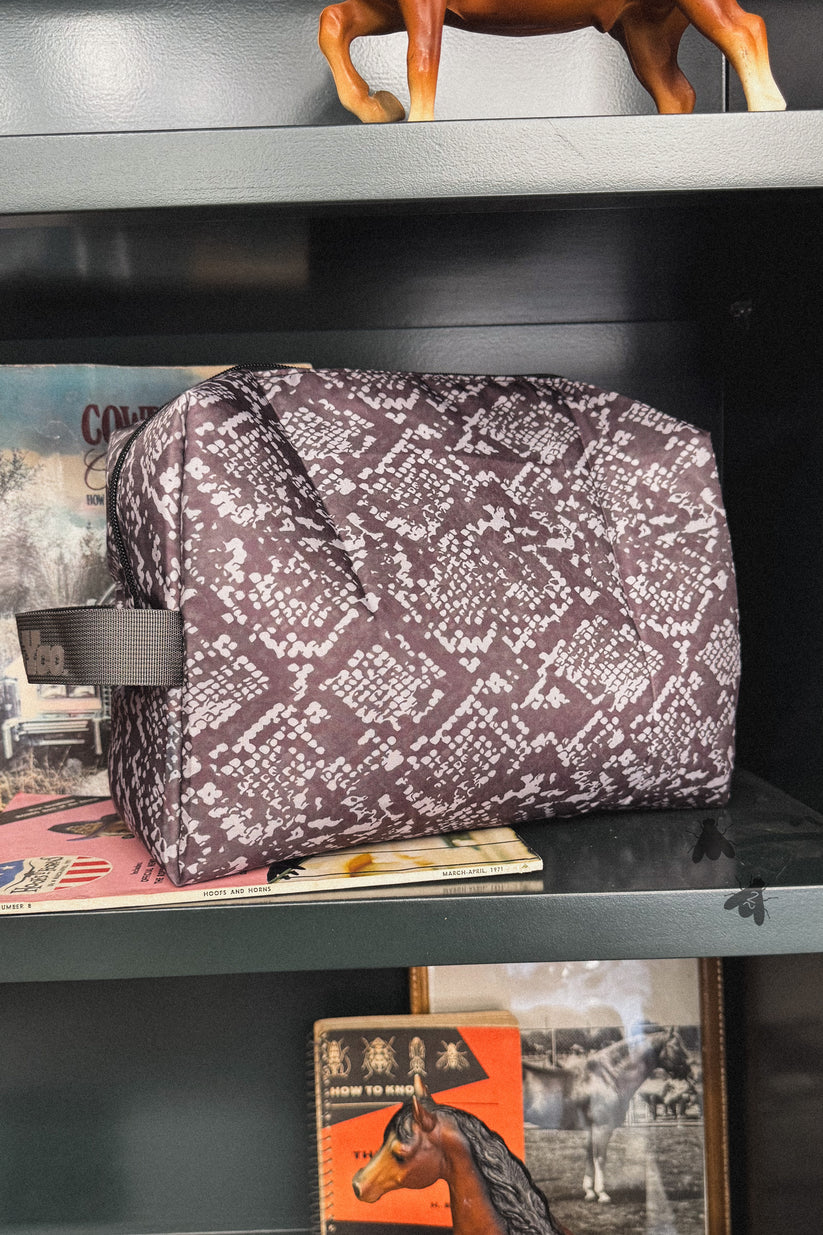 Diamondback Traveler Bag