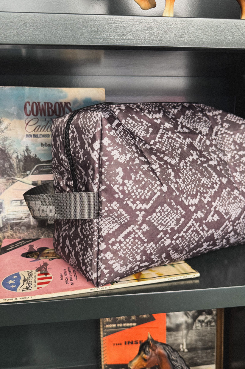 Diamondback Traveler Bag