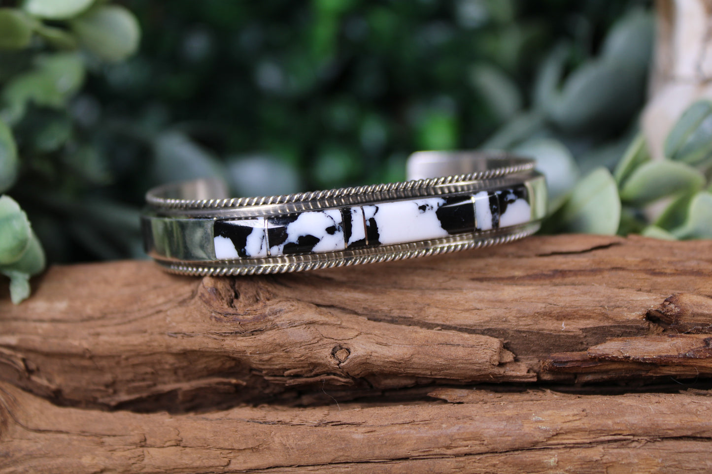Tonopah White Buffalo Turquoise Cuff Bracelet – By Navajo Artist Francis Yazzie