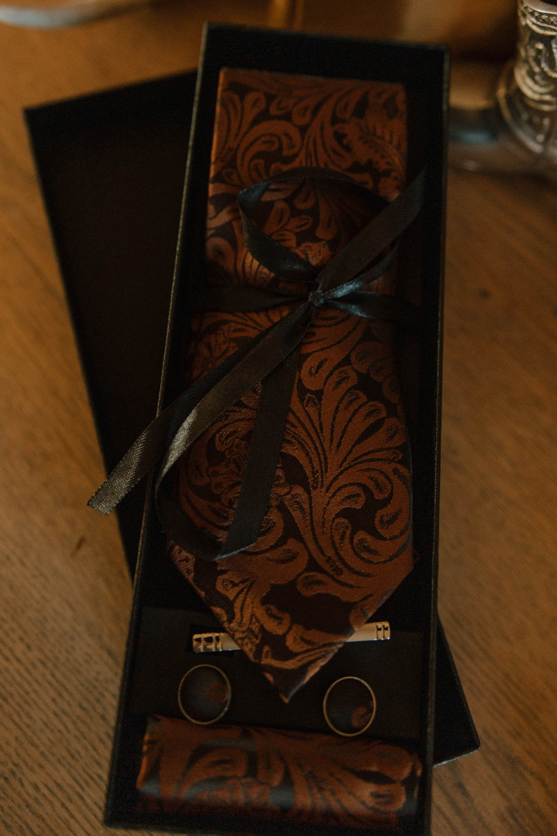 Tooled Up Tie – Coordinated Western Style