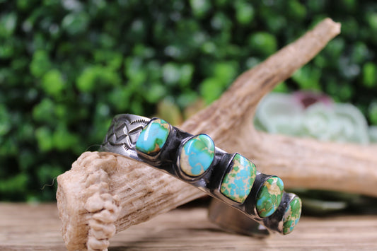 Chimney Butte Navajo Sterling Silver Sonoran Gold Turquoise Cuff Bracelet – Size 7.5