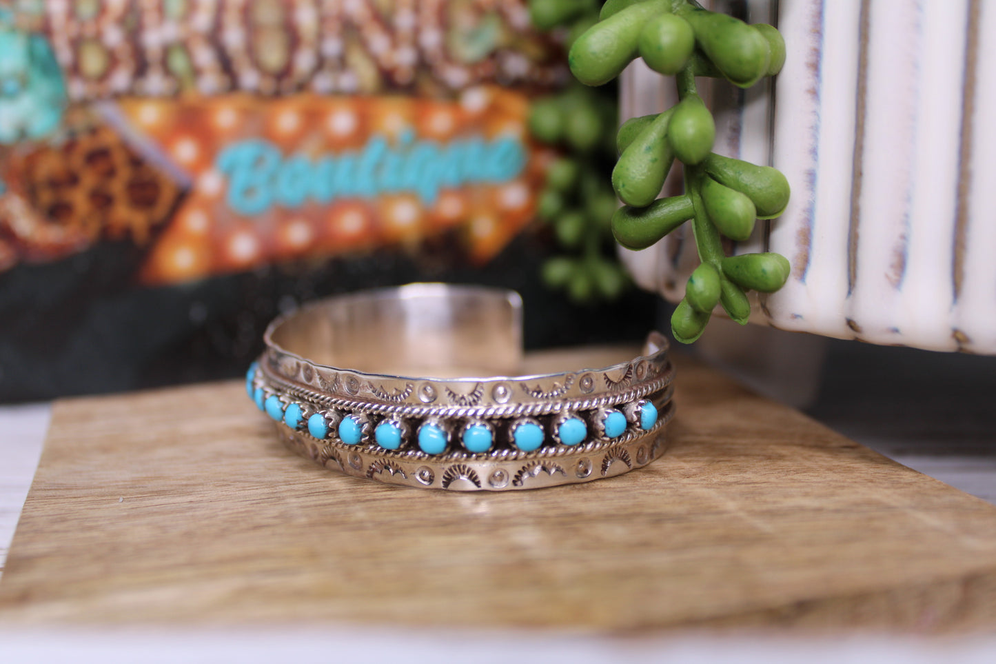Zuni Handmade Kingman Turquoise Cuff / Size 7 / .925 Sterling Silver / Artists Jason & Pearl Ukestine